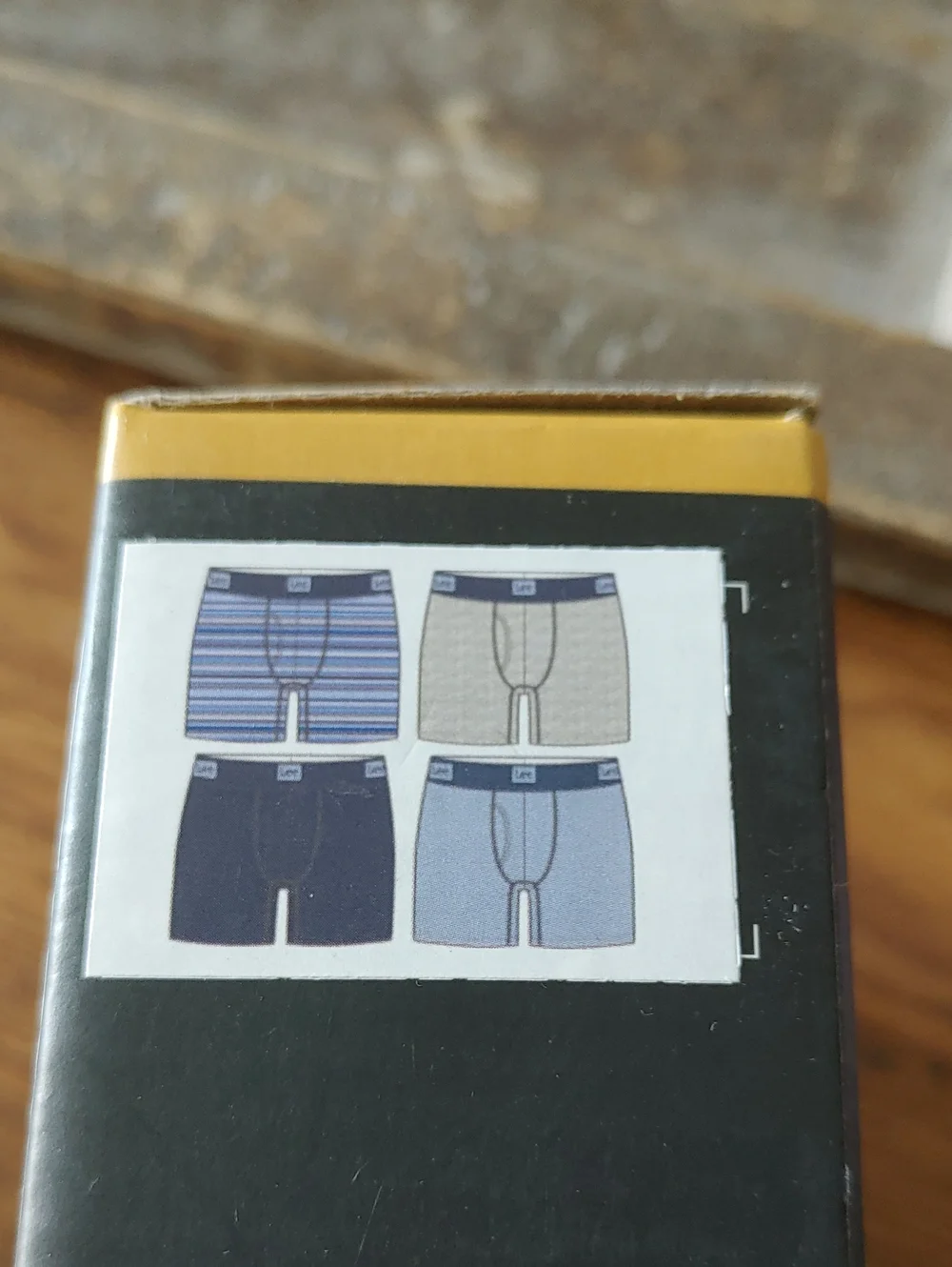 Lee nwt men